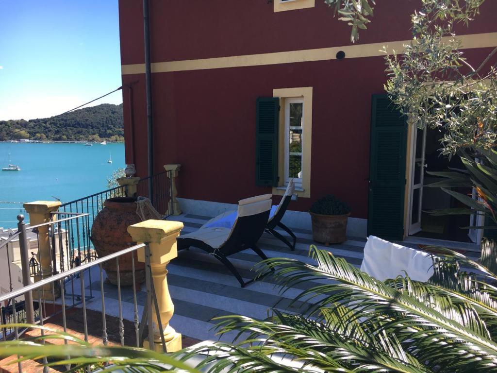 Casa Rossa Apartment *